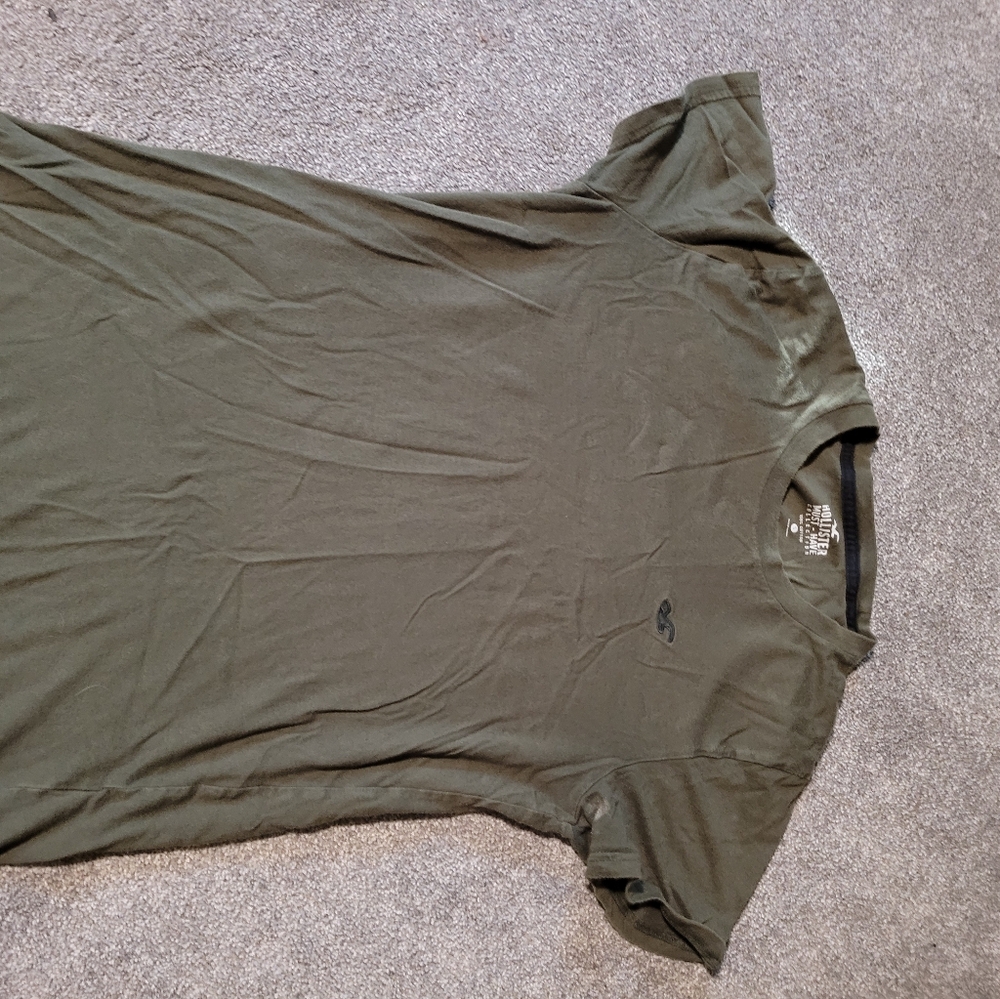 Hollister t-shirt, small, olive green